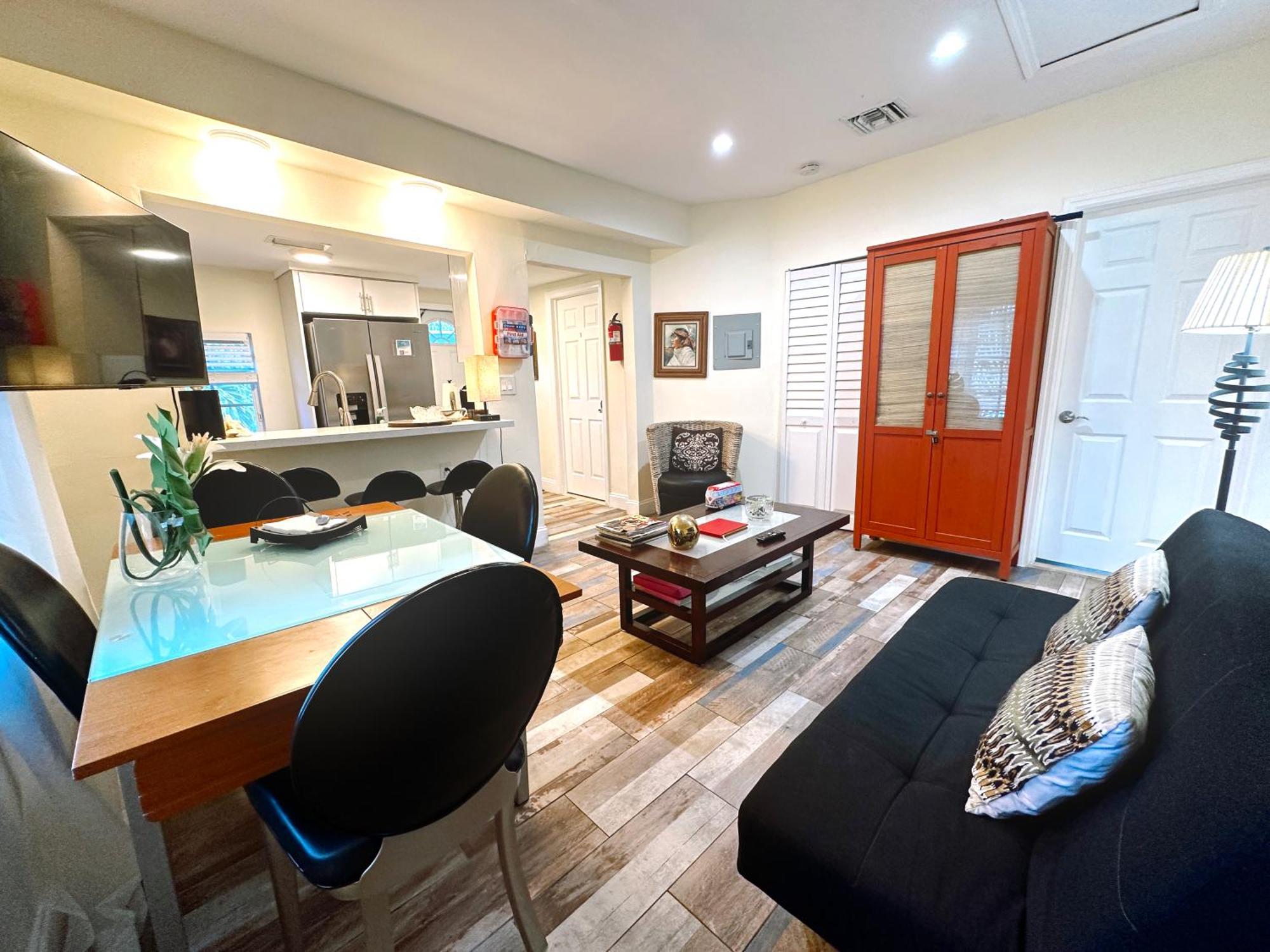 Private Rooms At Miami Centrally Located With Free Parking Exteriér fotografie