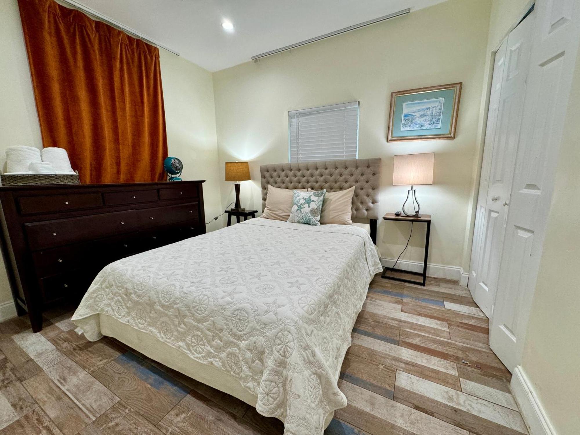 Private Rooms At Miami Centrally Located With Free Parking Exteriér fotografie