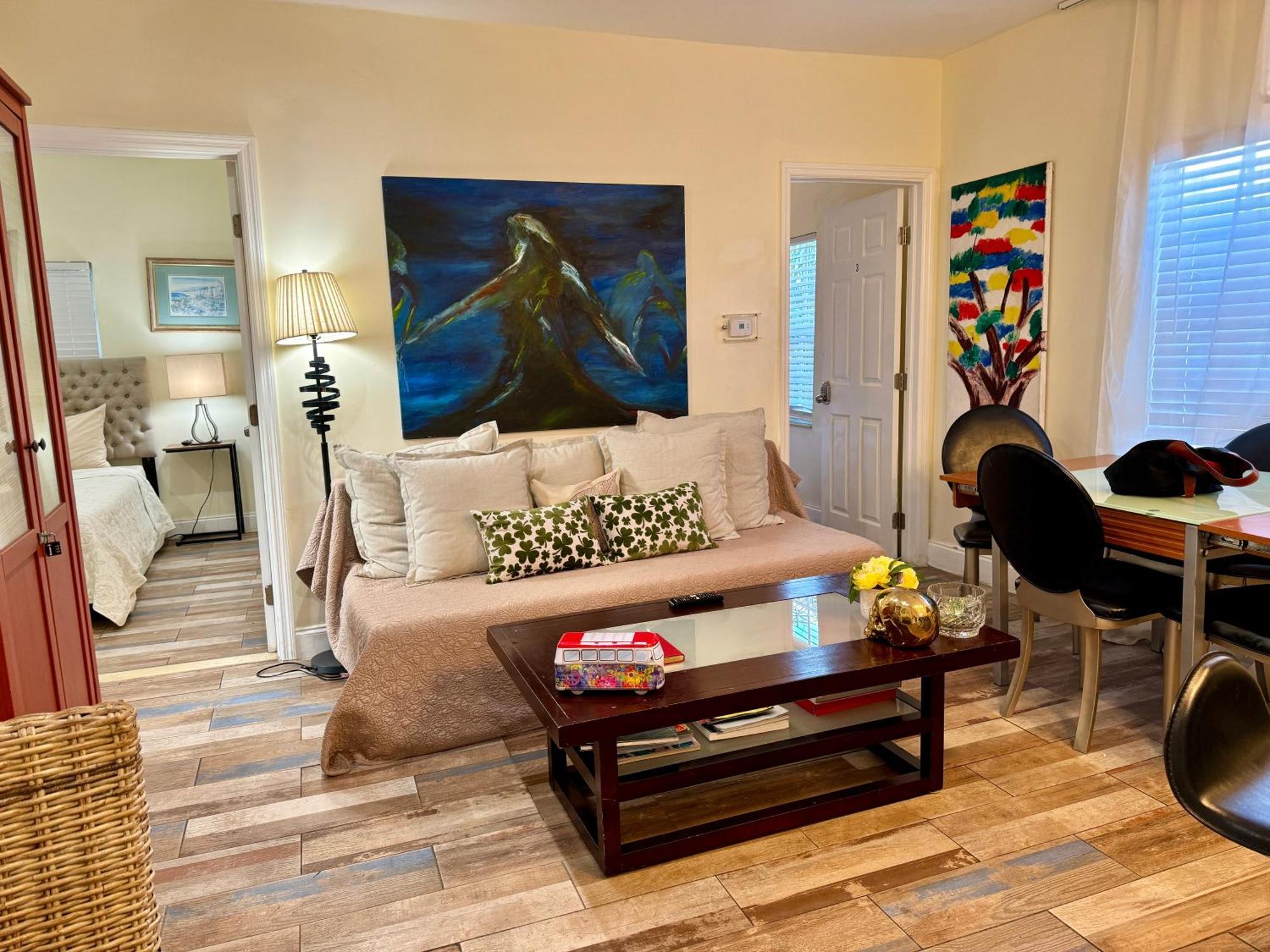 Private Rooms At Miami Centrally Located With Free Parking Exteriér fotografie
