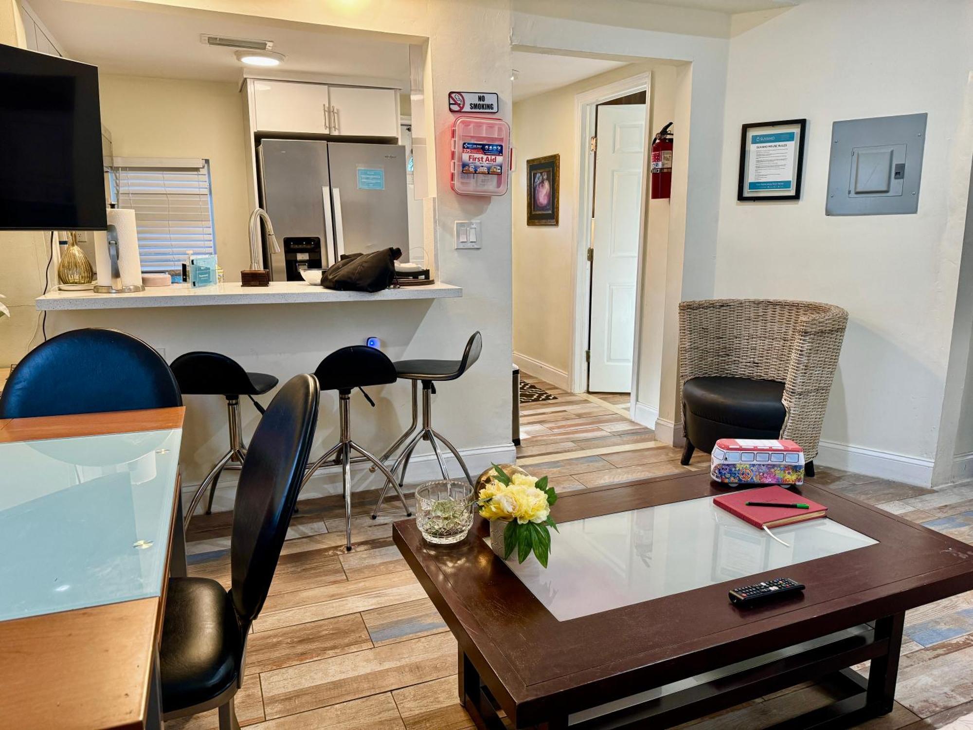 Private Rooms At Miami Centrally Located With Free Parking Exteriér fotografie