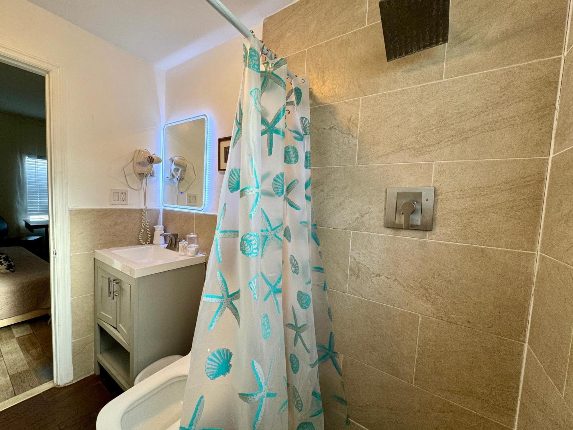 Private Rooms At Miami Centrally Located With Free Parking Exteriér fotografie